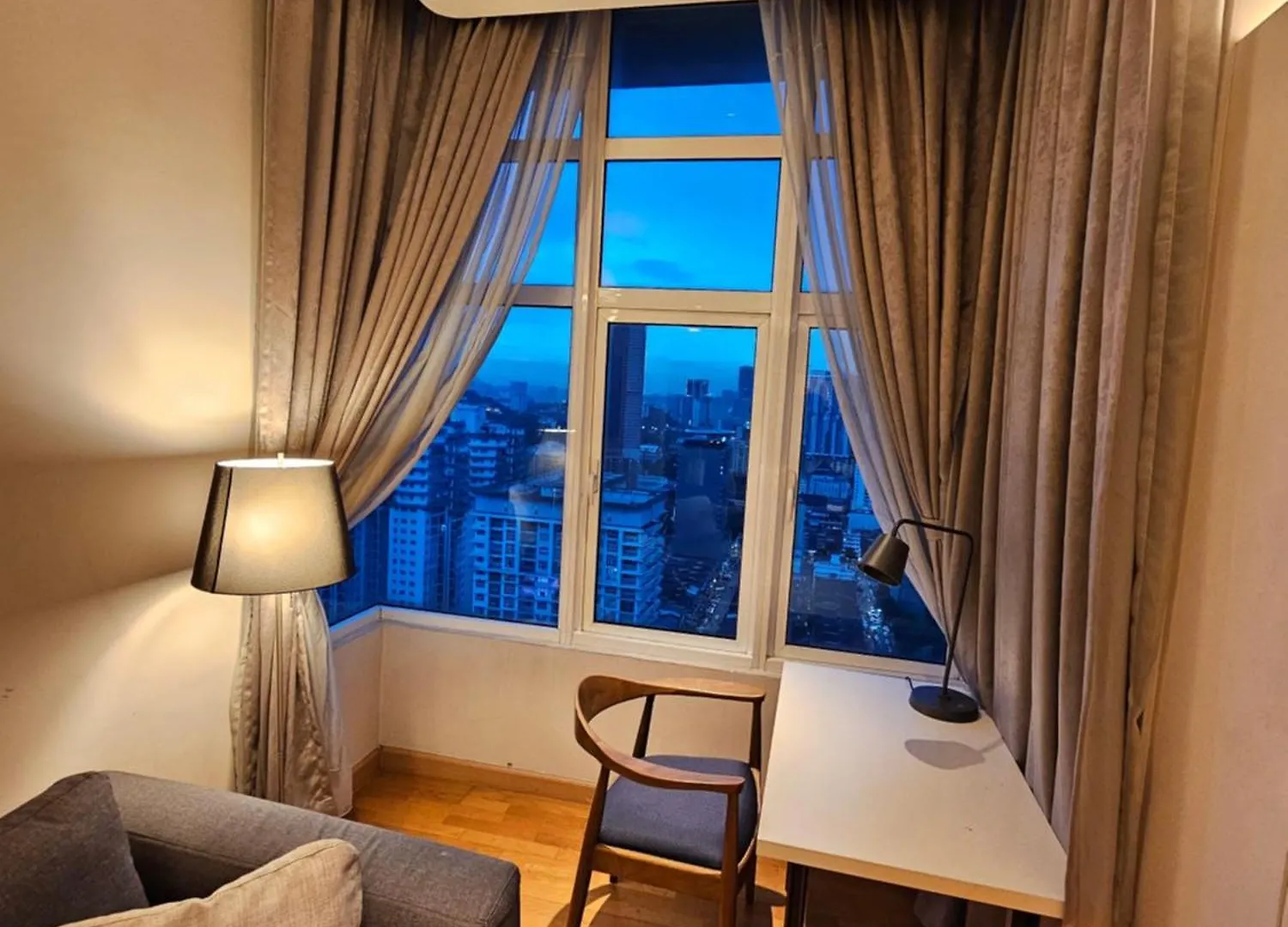Premier 2Br Suites, Dua Sentral Ma­lay­sia